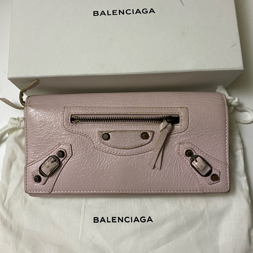 FLASH SALE! 🥳 Balenciaga Long Leather Wallet. Light Blush Pink/Nude. - Picture 14 of 16